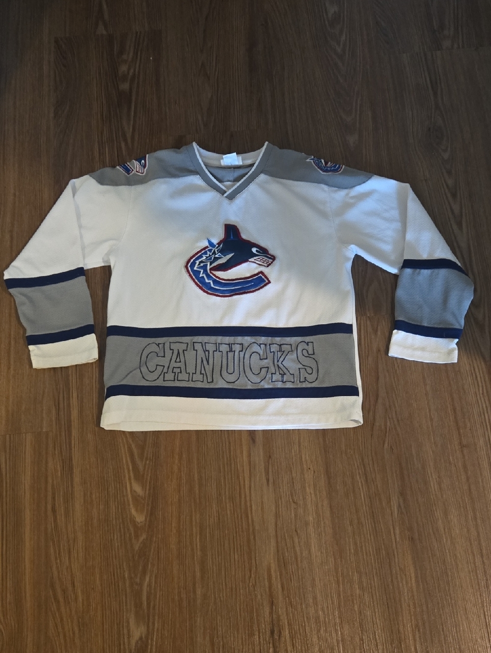 NHL Vancouver Canucks White Gray Blue Jersey